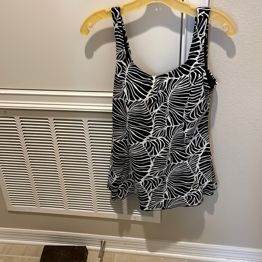 Shore body shape swimwear